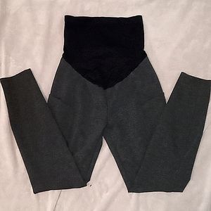 Grey Maternity Leggings WITH POCKETS!